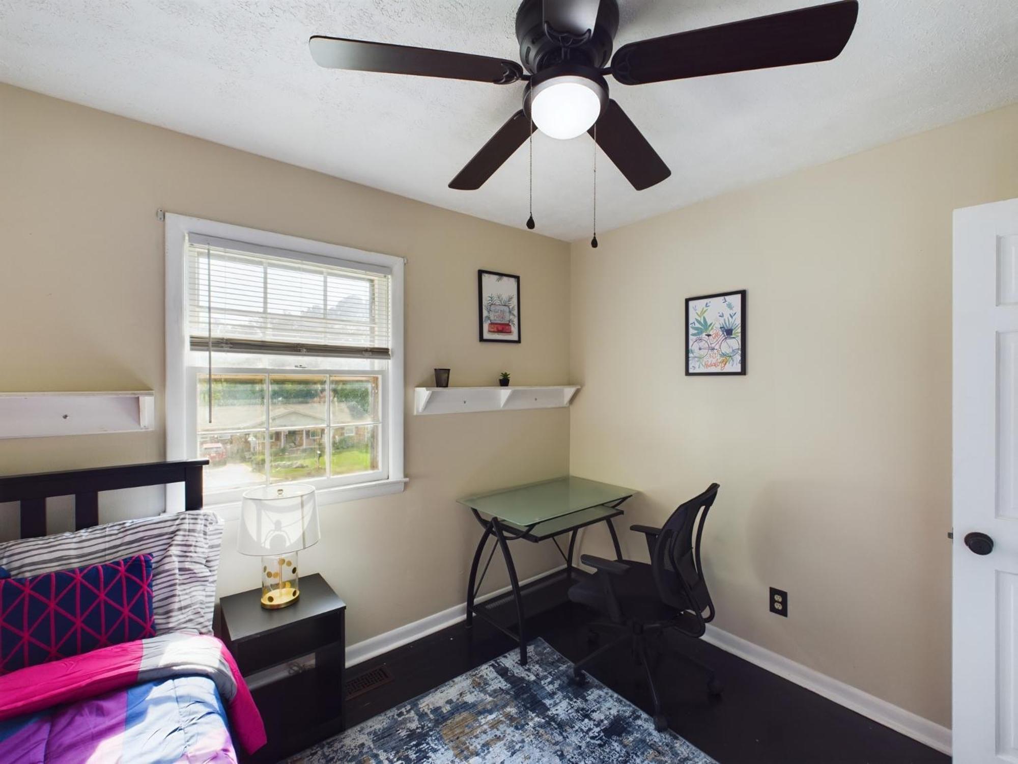 Pine Forest Zen Cottage - 10 Min To Fort Bragg Файетвил Екстериор снимка