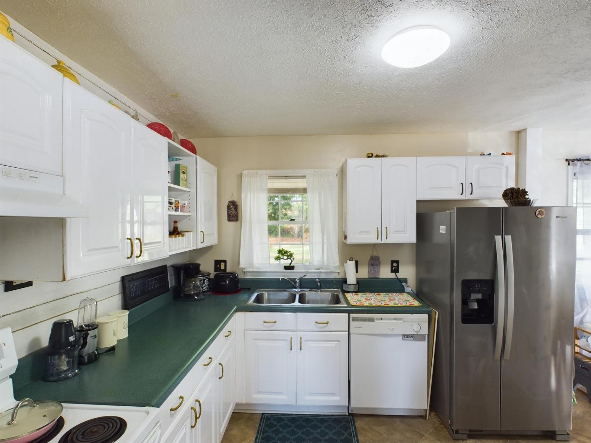 Pine Forest Zen Cottage - 10 Min To Fort Bragg Файетвил Екстериор снимка