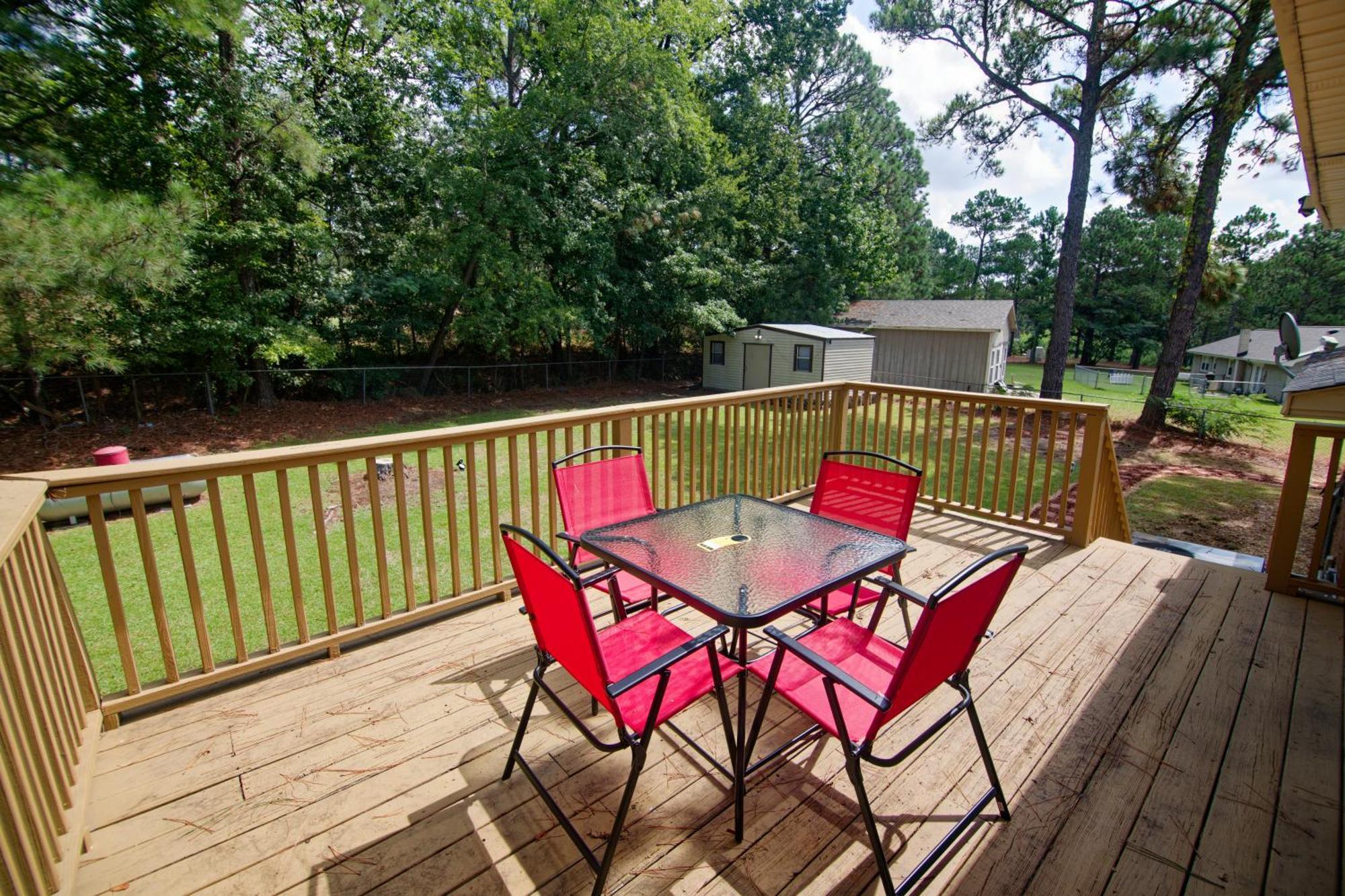 Pine Forest Zen Cottage - 10 Min To Fort Bragg Файетвил Екстериор снимка