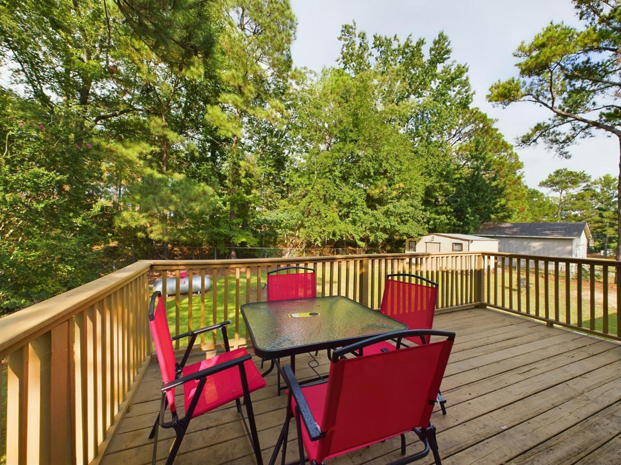 Pine Forest Zen Cottage - 10 Min To Fort Bragg Файетвил Екстериор снимка